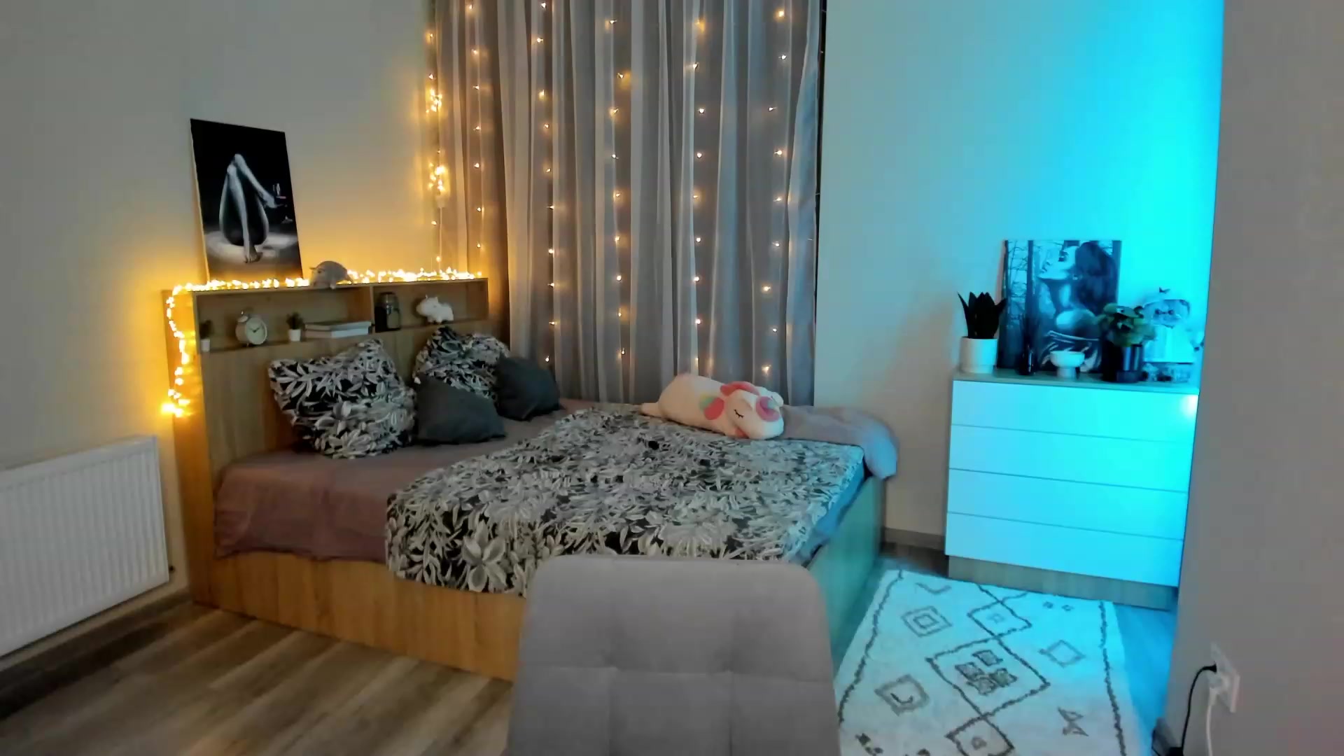 Gallery image thumbnail from Ellies_Smile's myfreecams stream on, 01/29/2024, 15:26 image 18 of 20