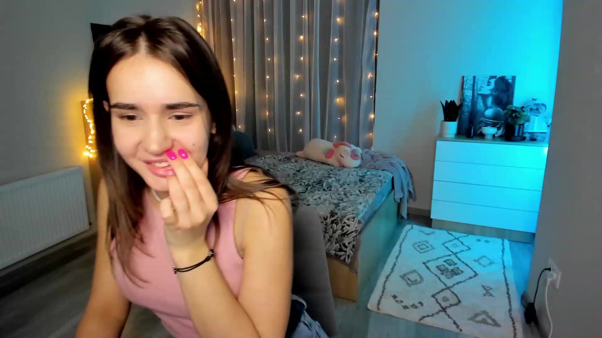 Gallery image thumbnail from Ellies_Smile's myfreecams stream on, 01/30/2024, 12:31 image 20 of 20
