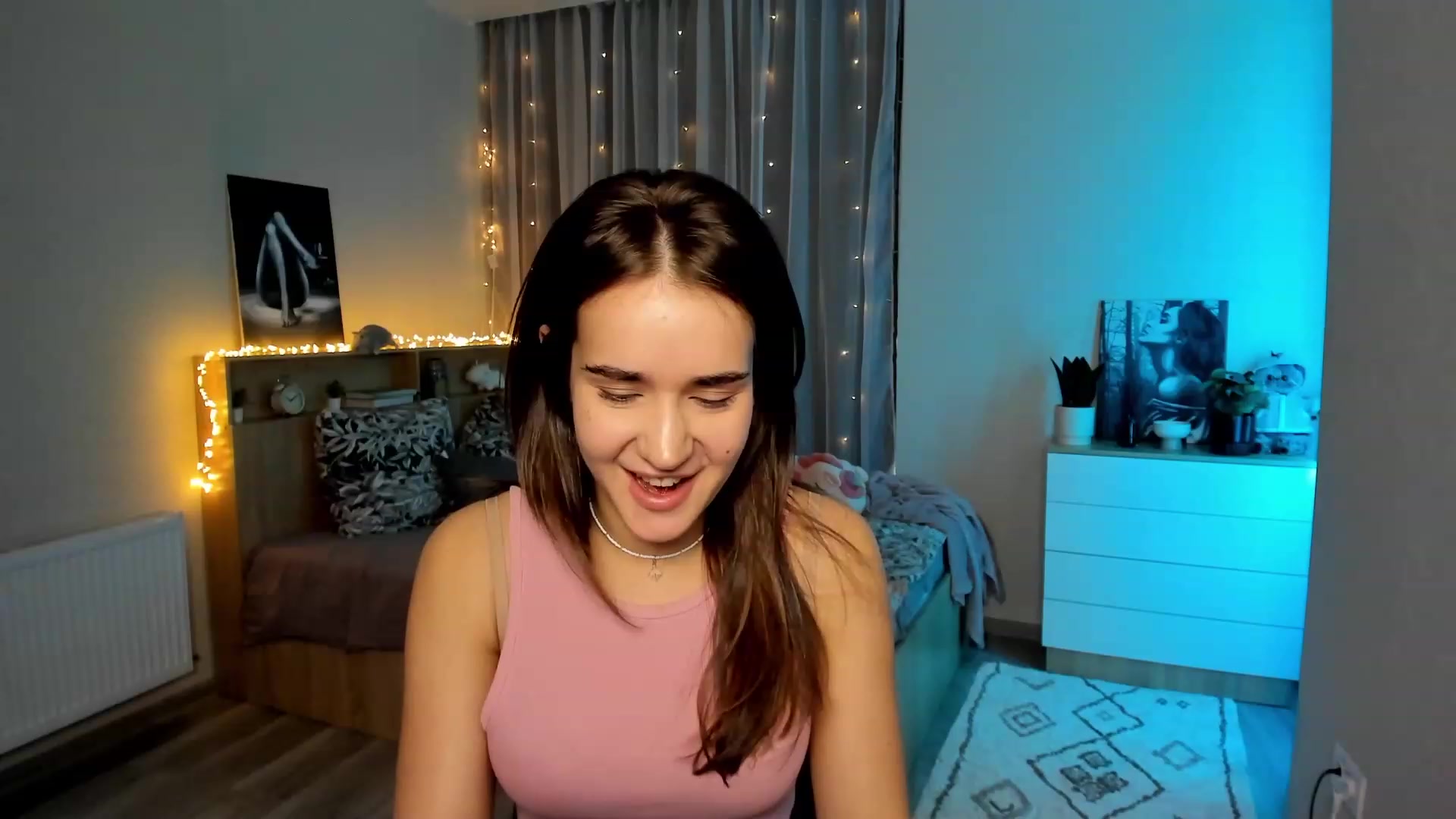 Gallery image thumbnail from Ellies_Smile's myfreecams stream on, 01/30/2024, 12:31 image 1 of 20