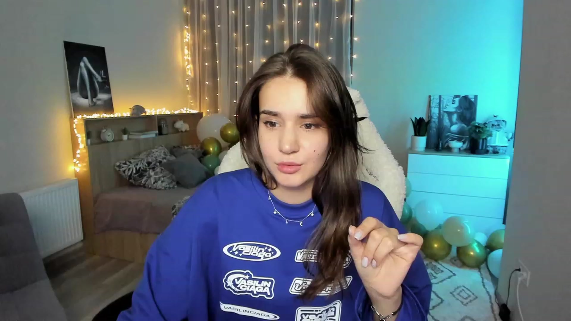 Gallery image thumbnail from Ellies_Smile's myfreecams stream on, 02/12/2024, 15:34 image 12 of 20