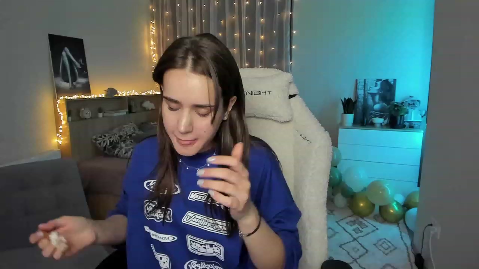 Gallery image thumbnail from Ellies_Smile's myfreecams stream on, 02/12/2024, 15:34 image 6 of 20