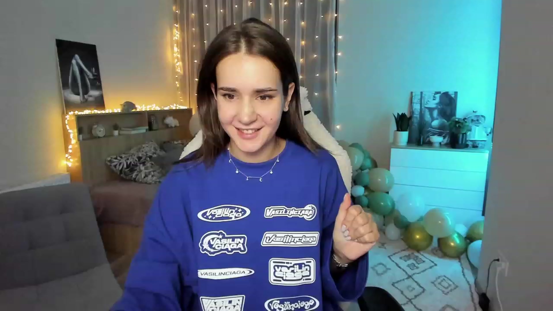 Gallery image thumbnail from Ellies_Smile's myfreecams stream on, 02/12/2024, 15:34 image 5 of 20