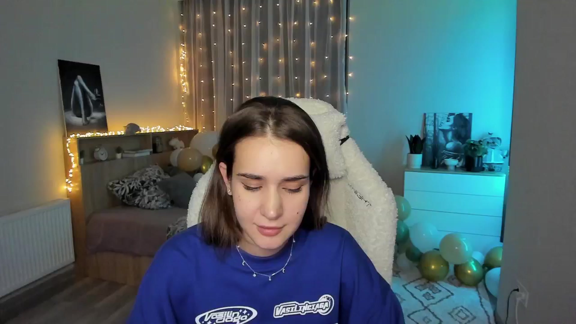 Gallery image thumbnail from Ellies_Smile's myfreecams stream on, 02/12/2024, 18:14 image 1 of 20