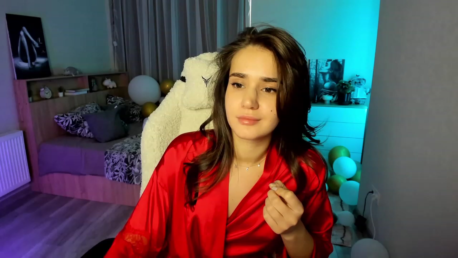 Gallery image thumbnail from Ellies_Smile's myfreecams stream on, 02/14/2024, 12:18 image 18 of 20
