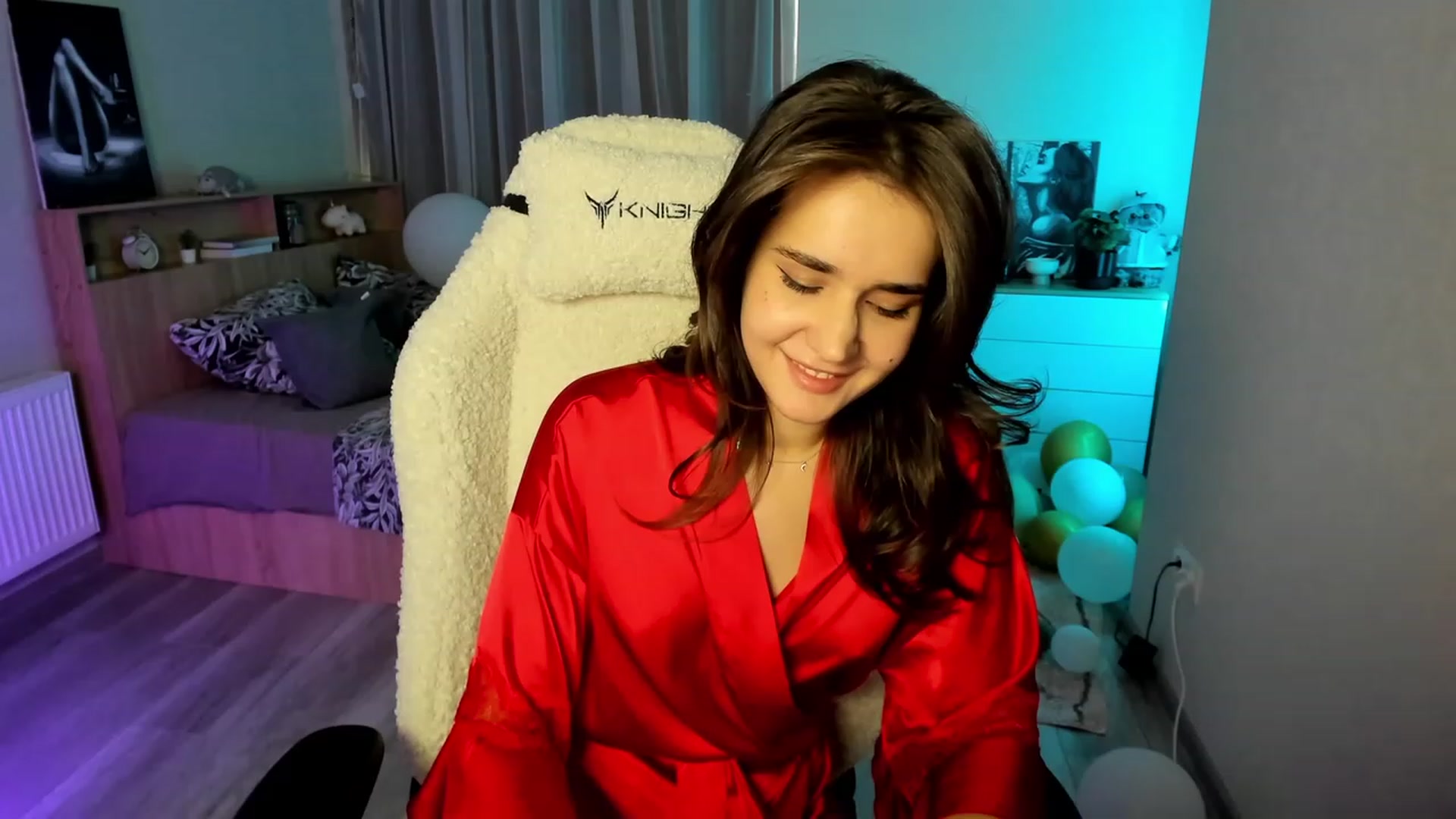 Gallery image thumbnail from Ellies_Smile's myfreecams stream on, 02/14/2024, 12:18 image 15 of 20
