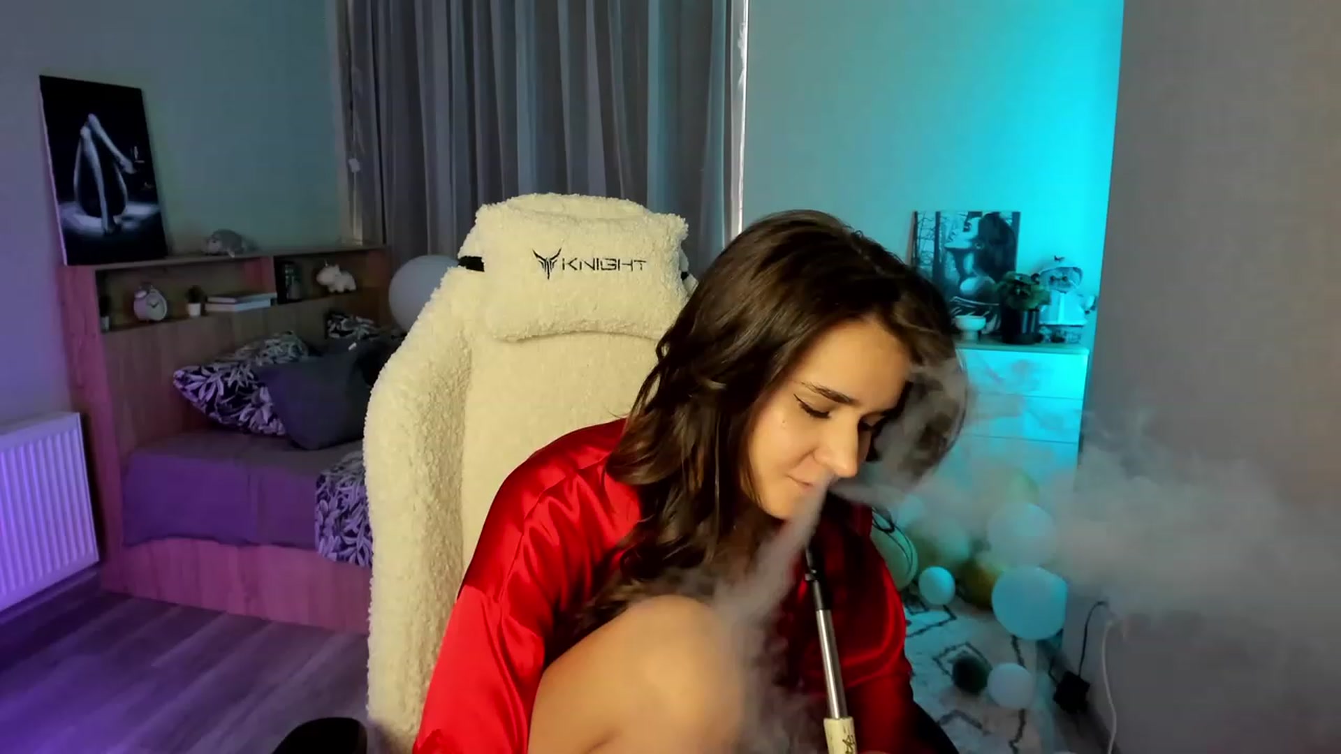 Gallery image thumbnail from Ellies_Smile's myfreecams stream on, 02/14/2024, 12:18 image 5 of 20