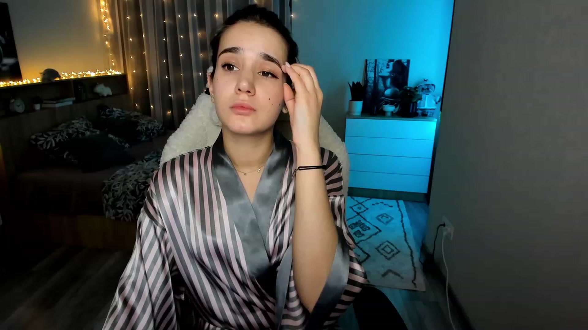 Gallery image thumbnail from Ellies_Smile's myfreecams stream on, 02/19/2024, 16:48 image 20 of 20
