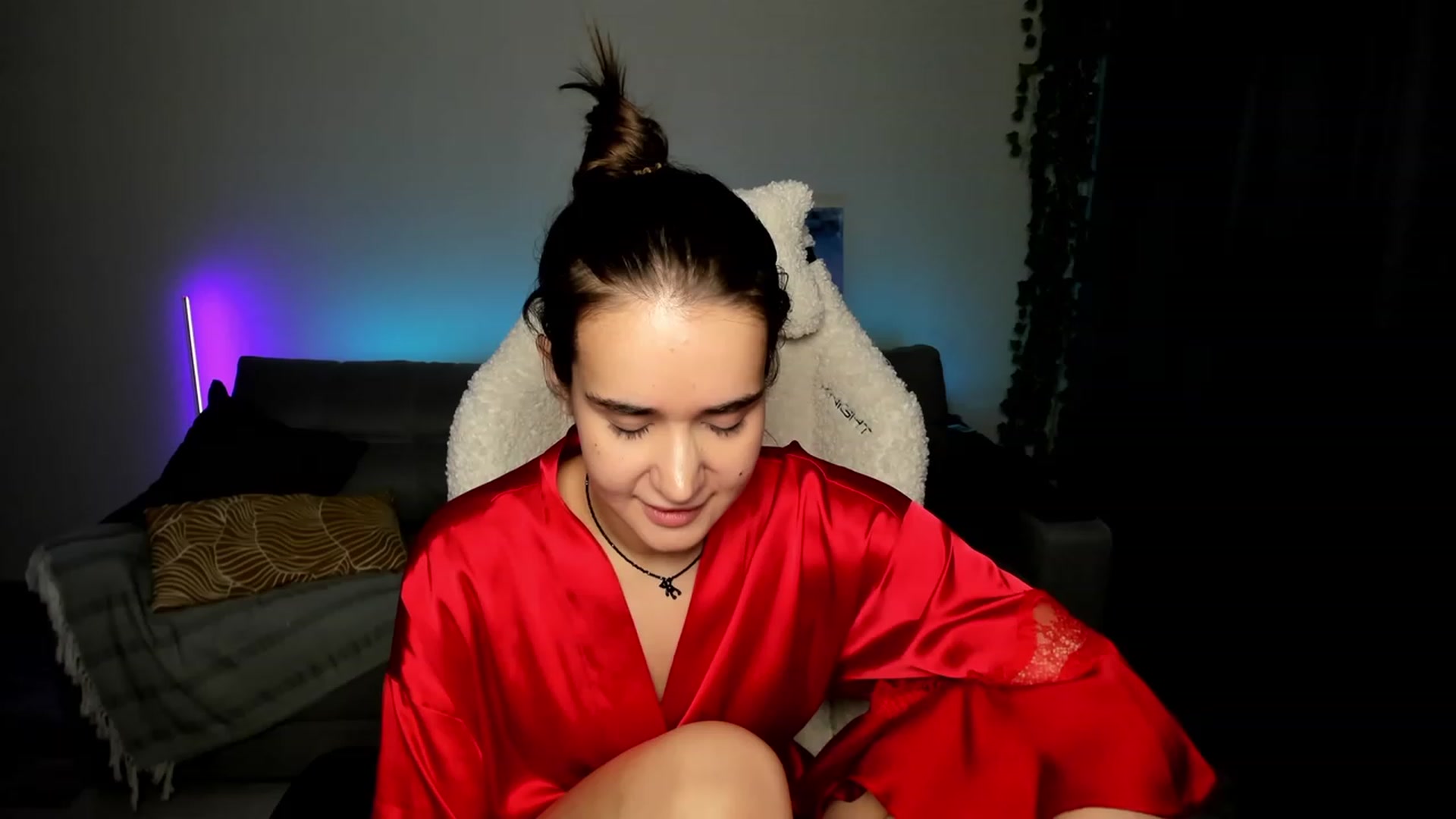 Gallery image thumbnail from Ellies_Smile's myfreecams stream on, 03/06/2024, 15:32 image 10 of 20