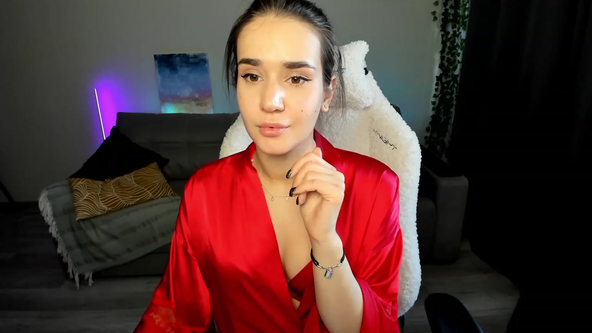 Gallery image thumbnail from Ellies_Smile's myfreecams stream on, 03/11/2024, 11:59 image 16 of 20