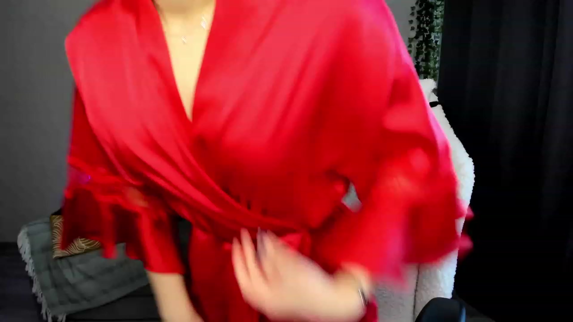 Gallery image thumbnail from Ellies_Smile's myfreecams stream on, 03/11/2024, 11:59 image 1 of 20