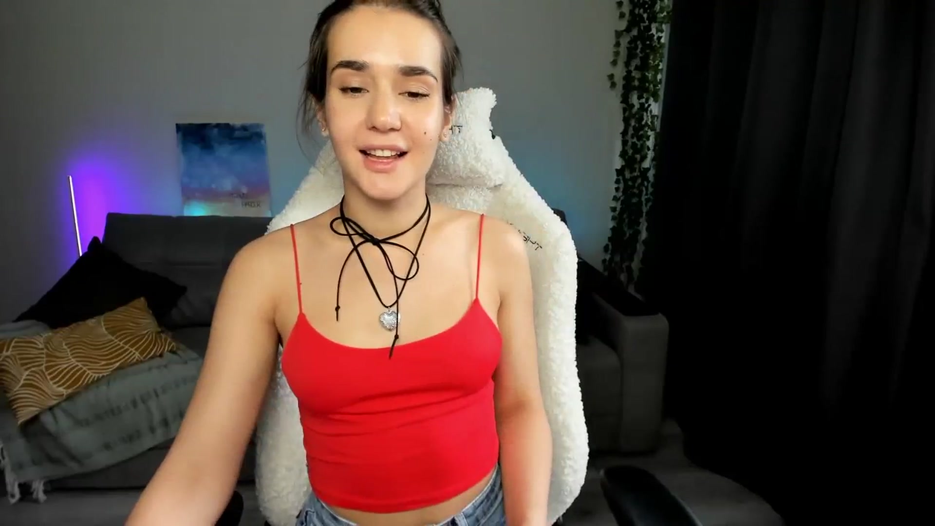 Gallery image thumbnail from Ellies_Smile's myfreecams stream on, 03/16/2024, 05:55 image 12 of 20