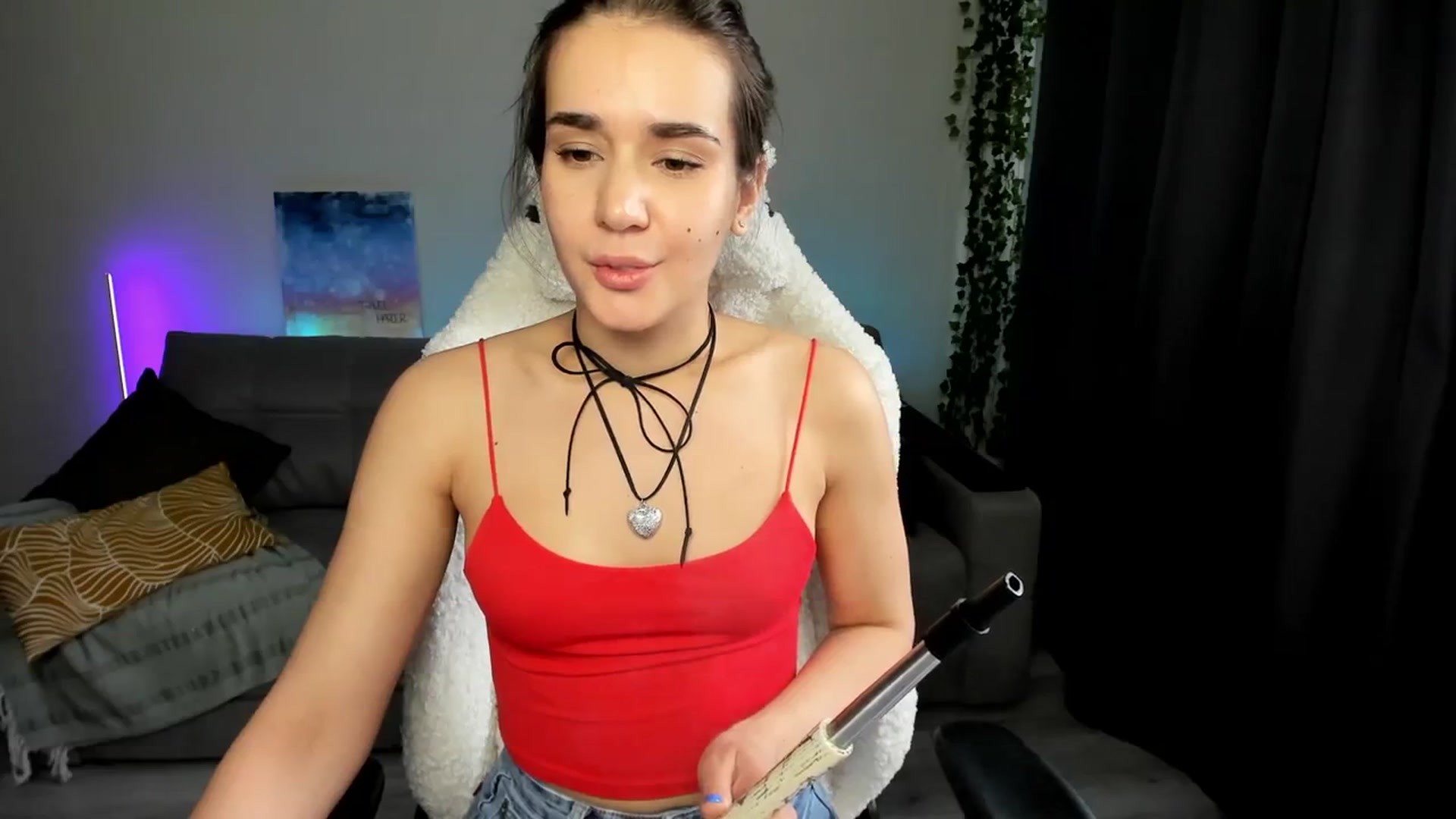 Gallery image thumbnail from Ellies_Smile's myfreecams stream on, 03/16/2024, 05:55 image 16 of 20
