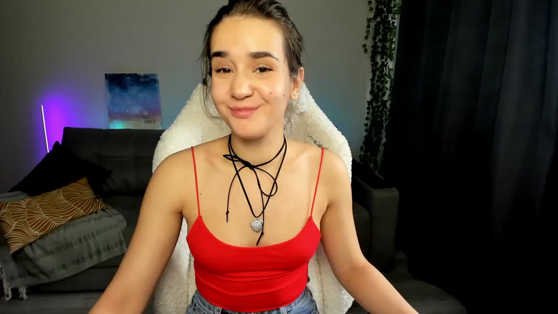Gallery image thumbnail from Ellies_Smile's myfreecams stream on, 03/16/2024, 05:55 image 20 of 20