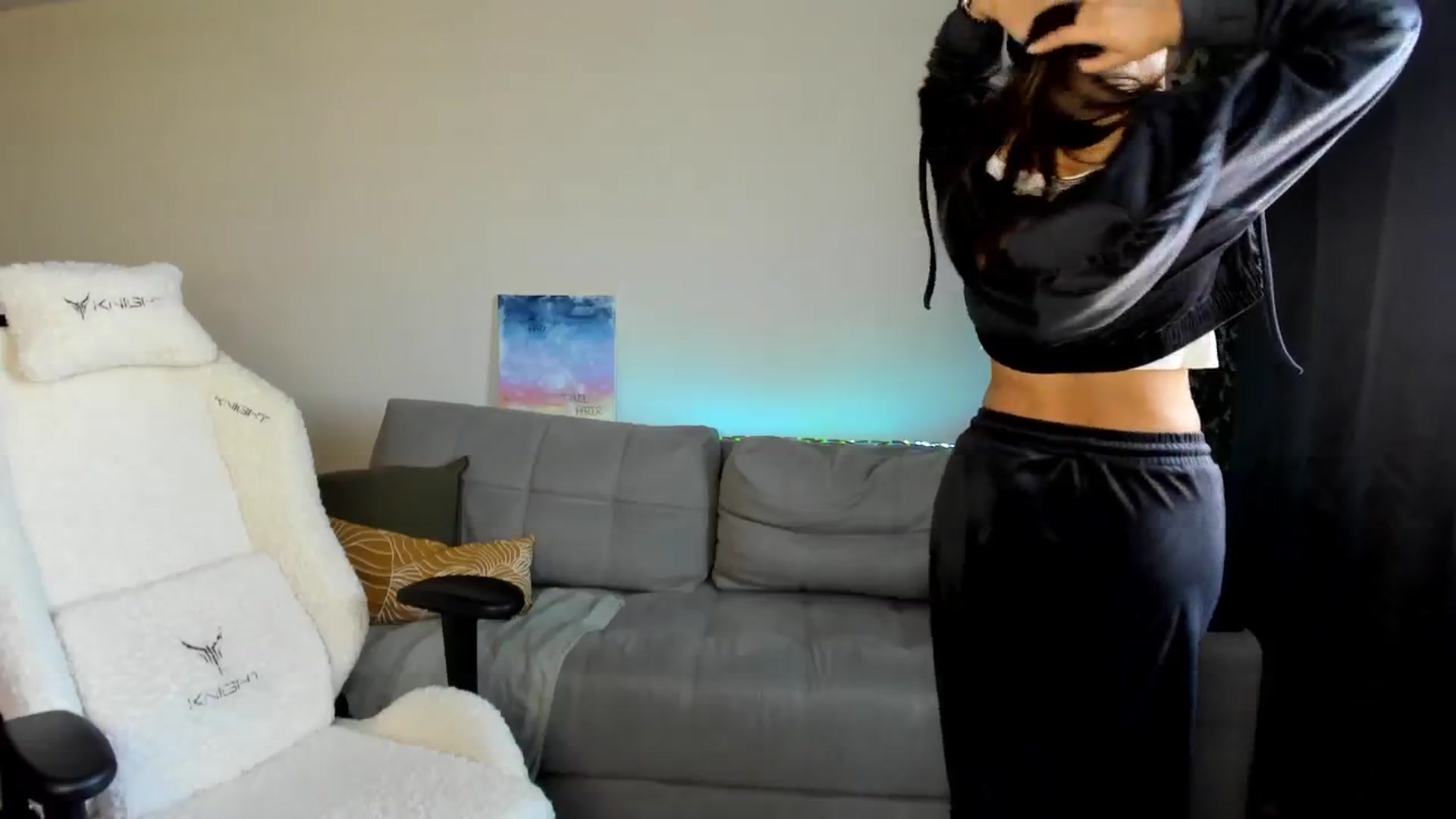 Gallery image thumbnail from Ellies_Smile's myfreecams stream on, 05/08/2024, 15:42 image 11 of 20