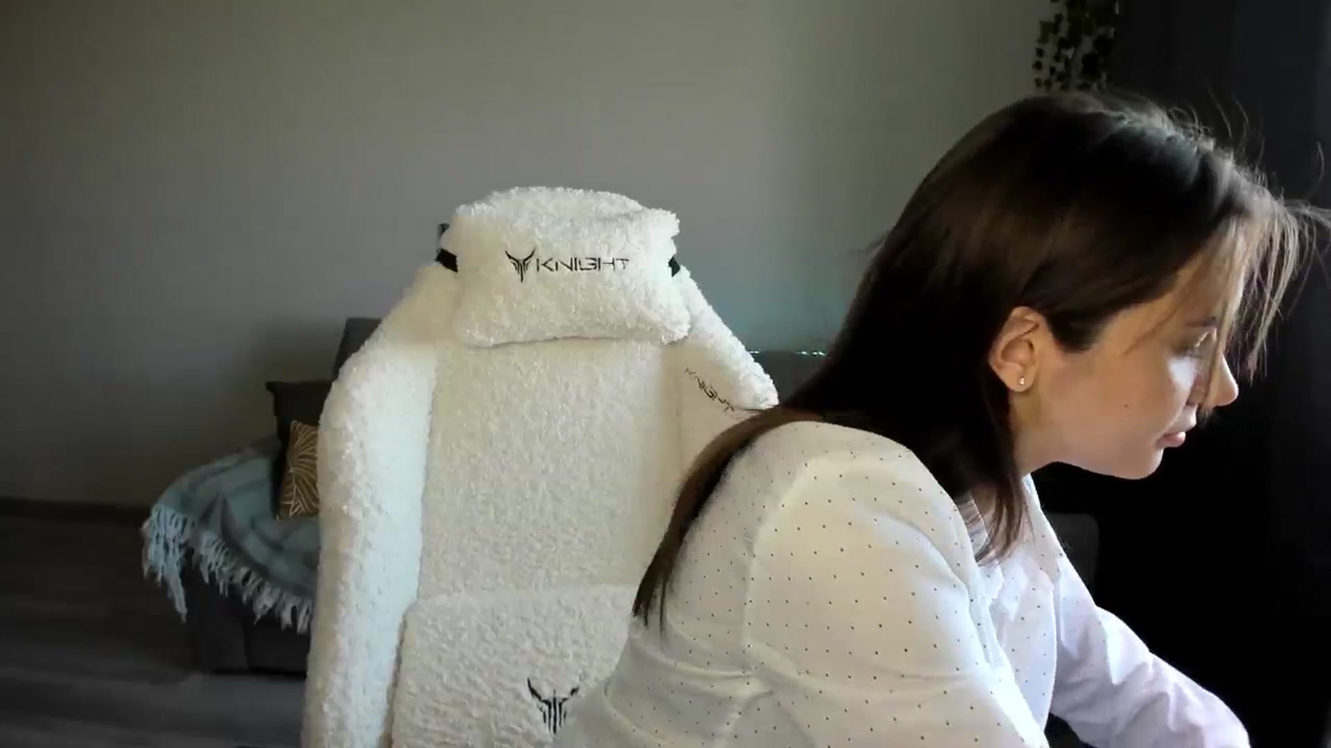 Gallery image thumbnail from Ellies_Smile's myfreecams stream on, 05/09/2024, 11:25 image 12 of 20