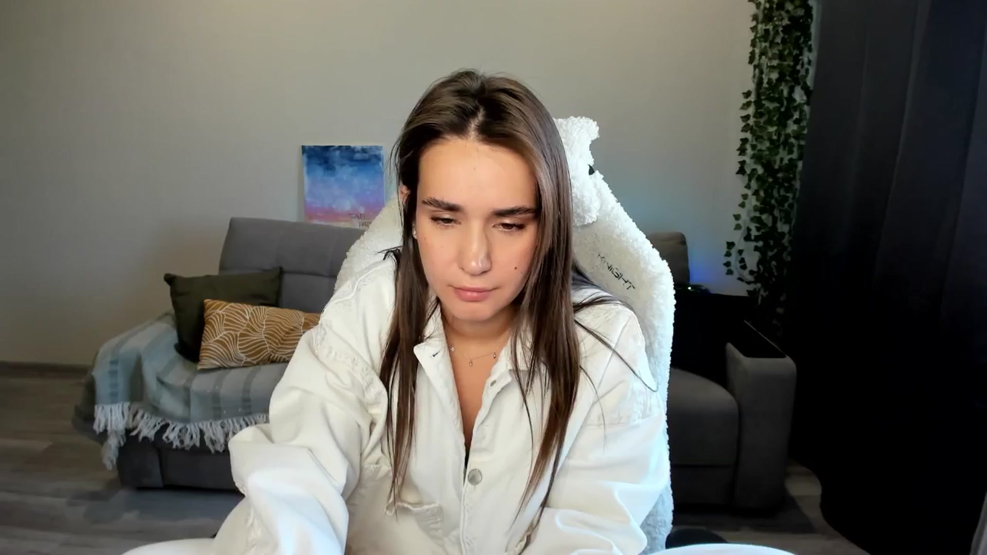 Gallery image thumbnail from Ellies_Smile's myfreecams stream on, 05/27/2024, 15:53 image 20 of 20
