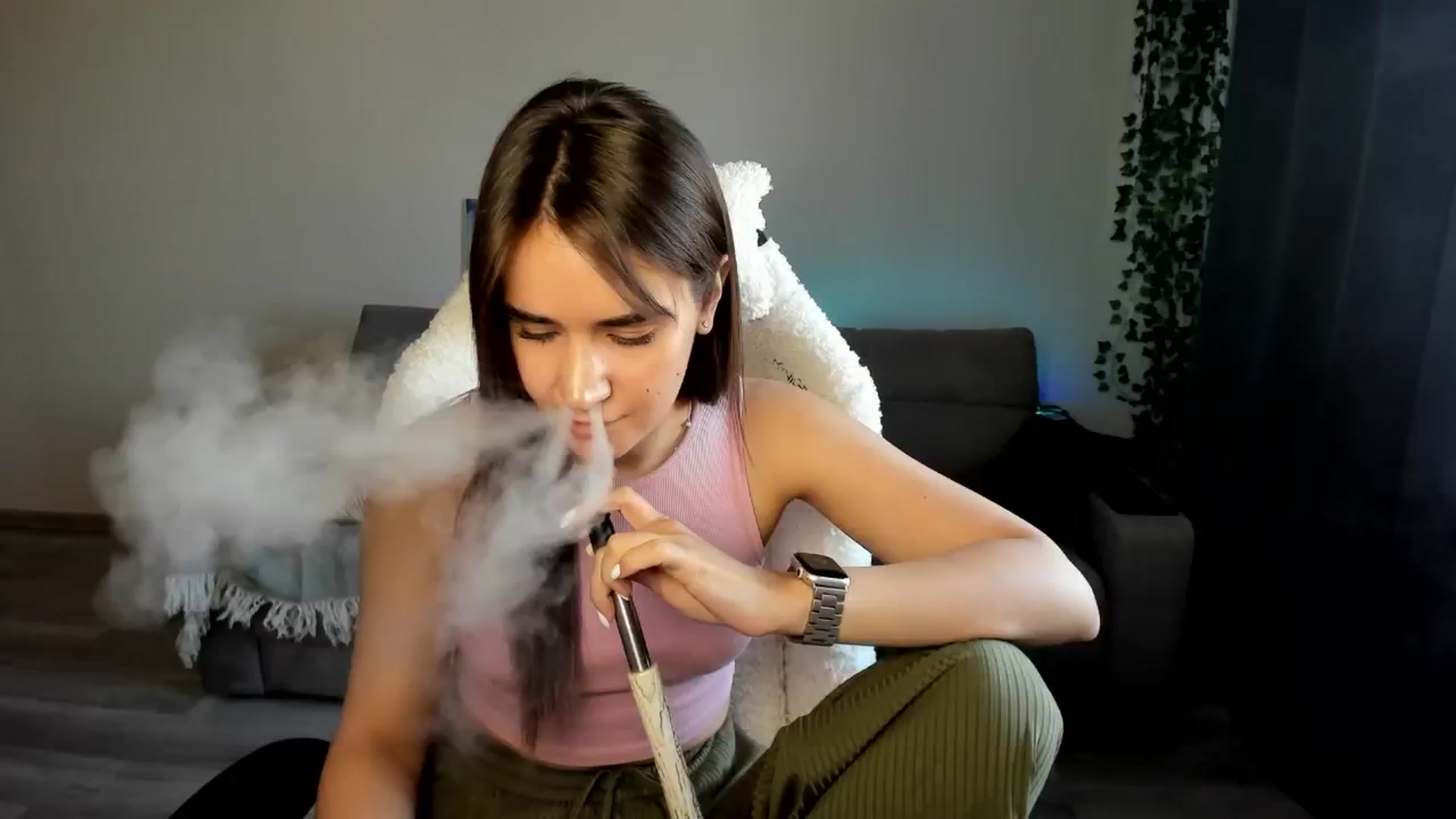 Gallery image thumbnail from Ellies_Smile's myfreecams stream on, 05/30/2024, 14:54 image 9 of 20