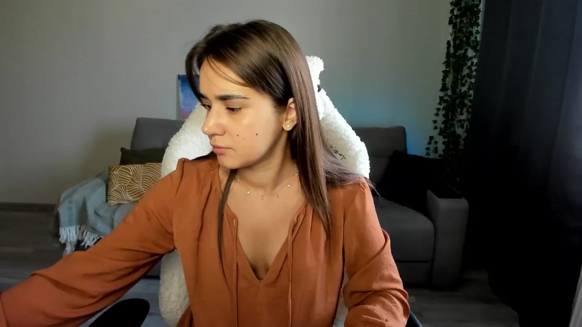 Gallery image thumbnail from Ellies_Smile's myfreecams stream on, 06/11/2024, 14:11 image 1 of 20
