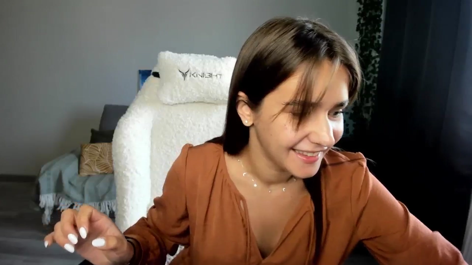 Gallery image thumbnail from Ellies_Smile's myfreecams stream on, 06/11/2024, 14:44 image 19 of 20