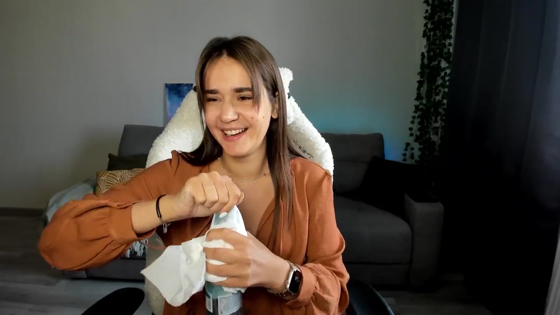 Gallery image thumbnail from Ellies_Smile's myfreecams stream on, 06/11/2024, 14:44 image 20 of 20