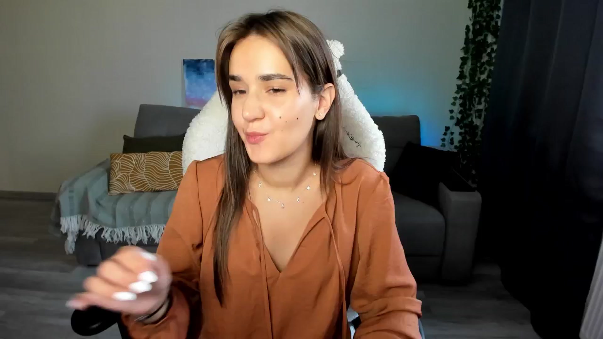 Gallery image thumbnail from Ellies_Smile's myfreecams stream on, 06/11/2024, 16:31 image 4 of 20