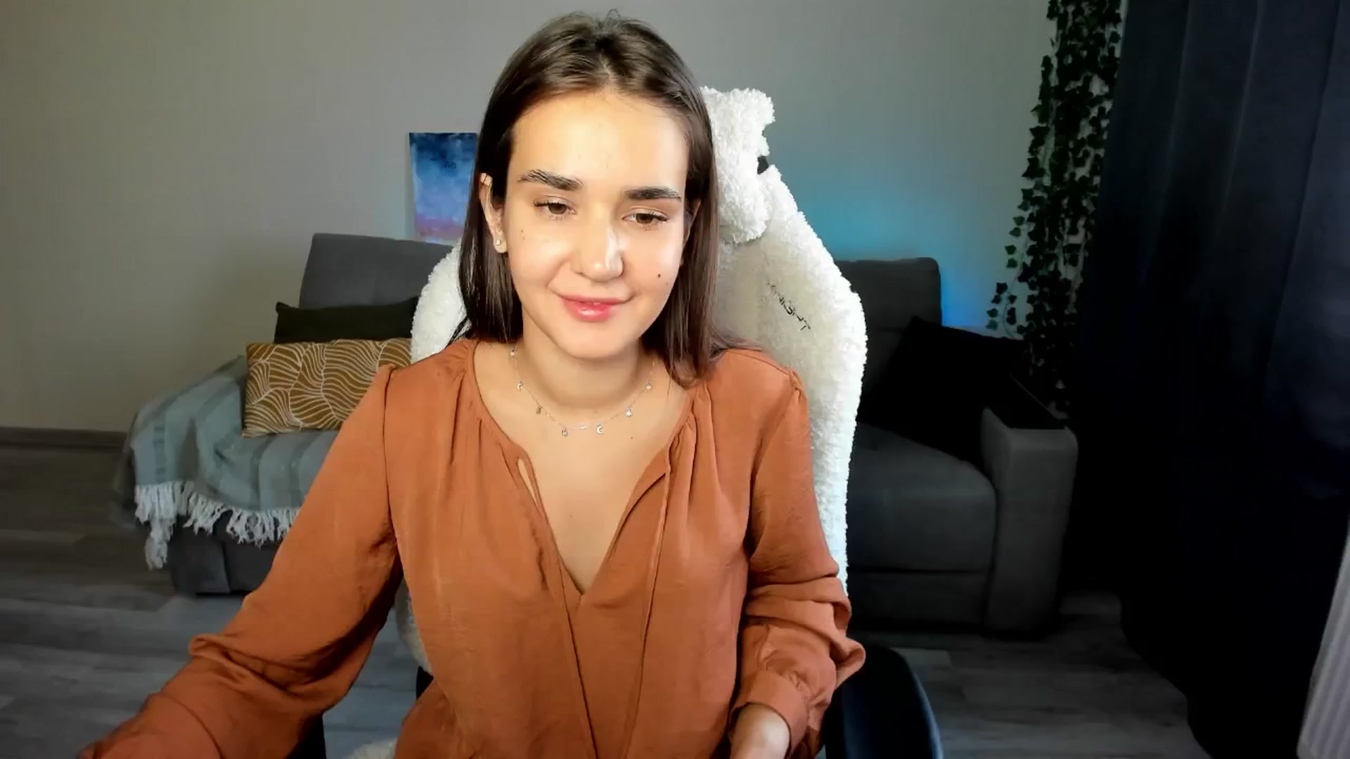 Gallery image thumbnail from Ellies_Smile's myfreecams stream on, 06/11/2024, 16:31 image 2 of 20