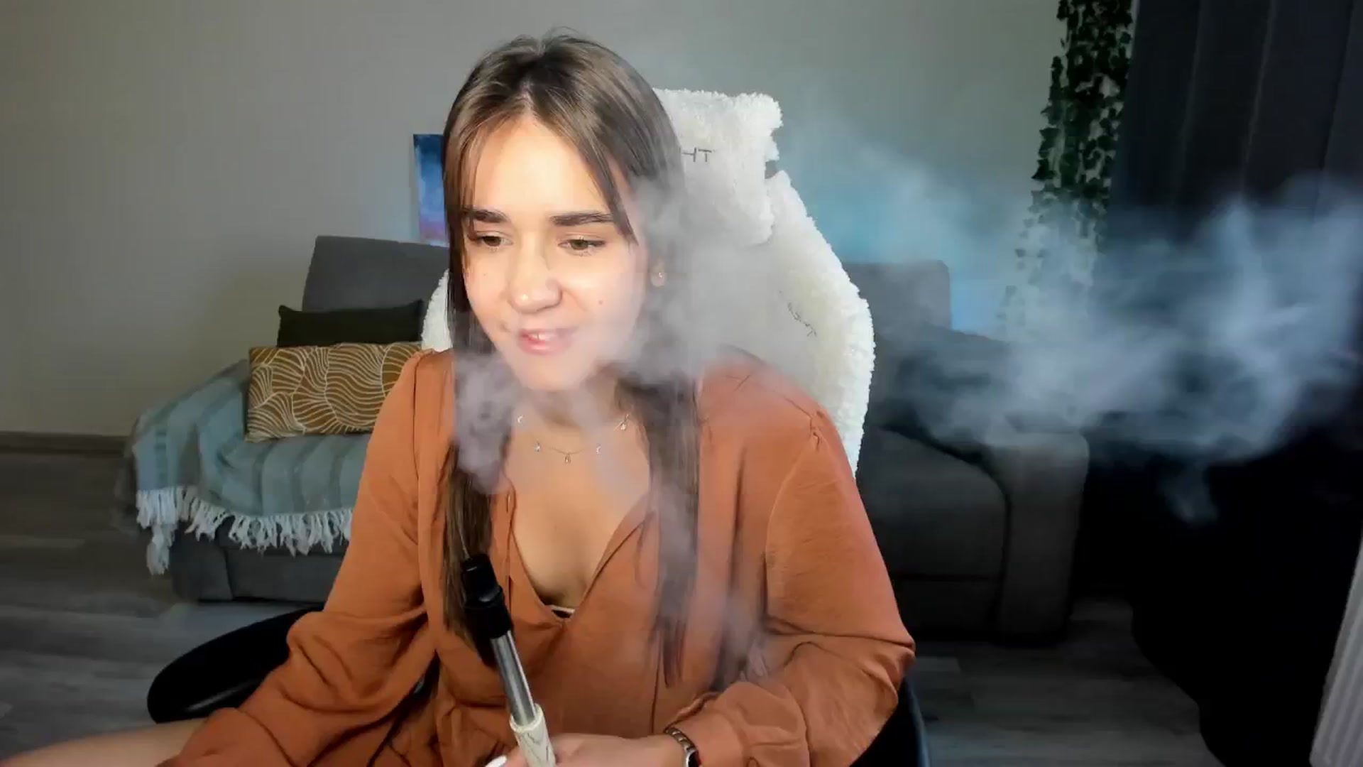 Gallery image thumbnail from Ellies_Smile's myfreecams stream on, 06/11/2024, 16:31 image 20 of 20