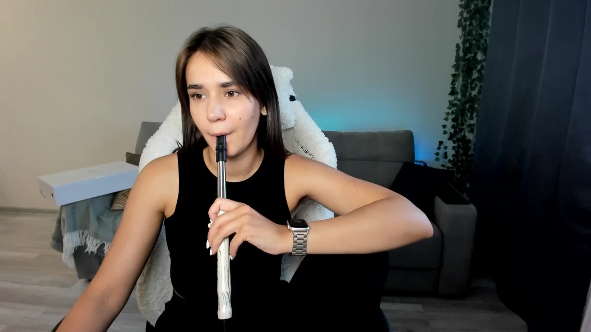 Gallery image thumbnail from Ellies_Smile's myfreecams stream on, 06/13/2024, 16:51 image 1 of 20