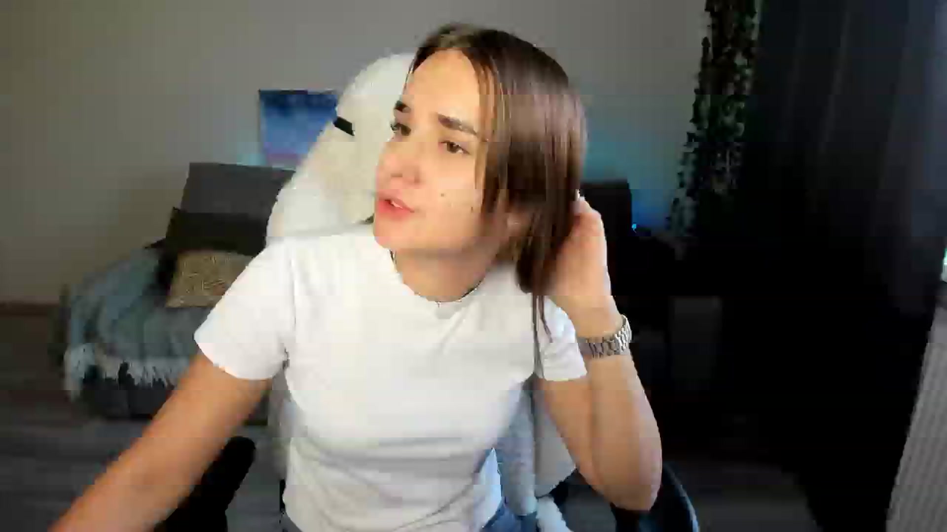 Gallery image thumbnail from Ellies_Smile's myfreecams stream on, 07/31/2024, 16:14 image 1 of 20