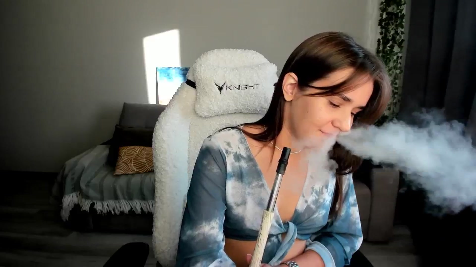 Gallery image thumbnail from Ellies_Smile's myfreecams stream on, 08/03/2024, 02:52 image 19 of 20