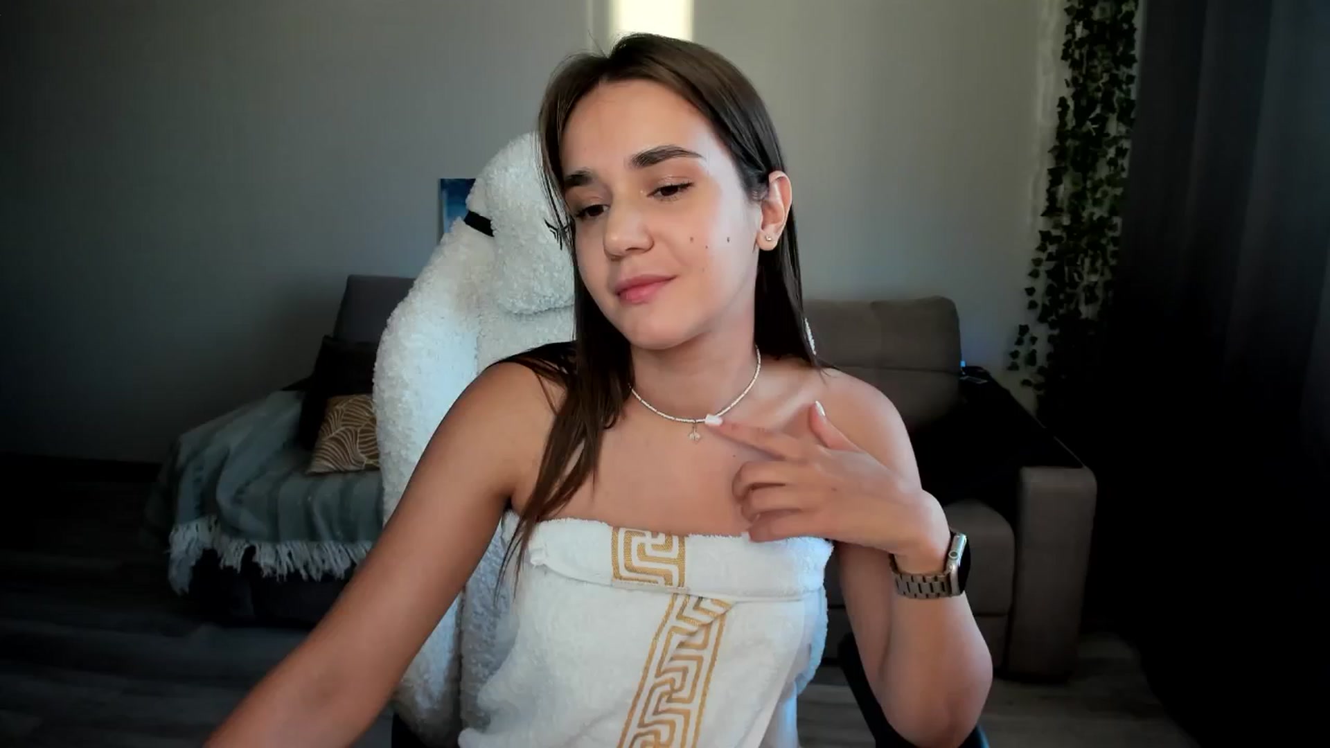Gallery image thumbnail from Ellies_Smile's myfreecams stream on, 08/03/2024, 02:52 image 10 of 20