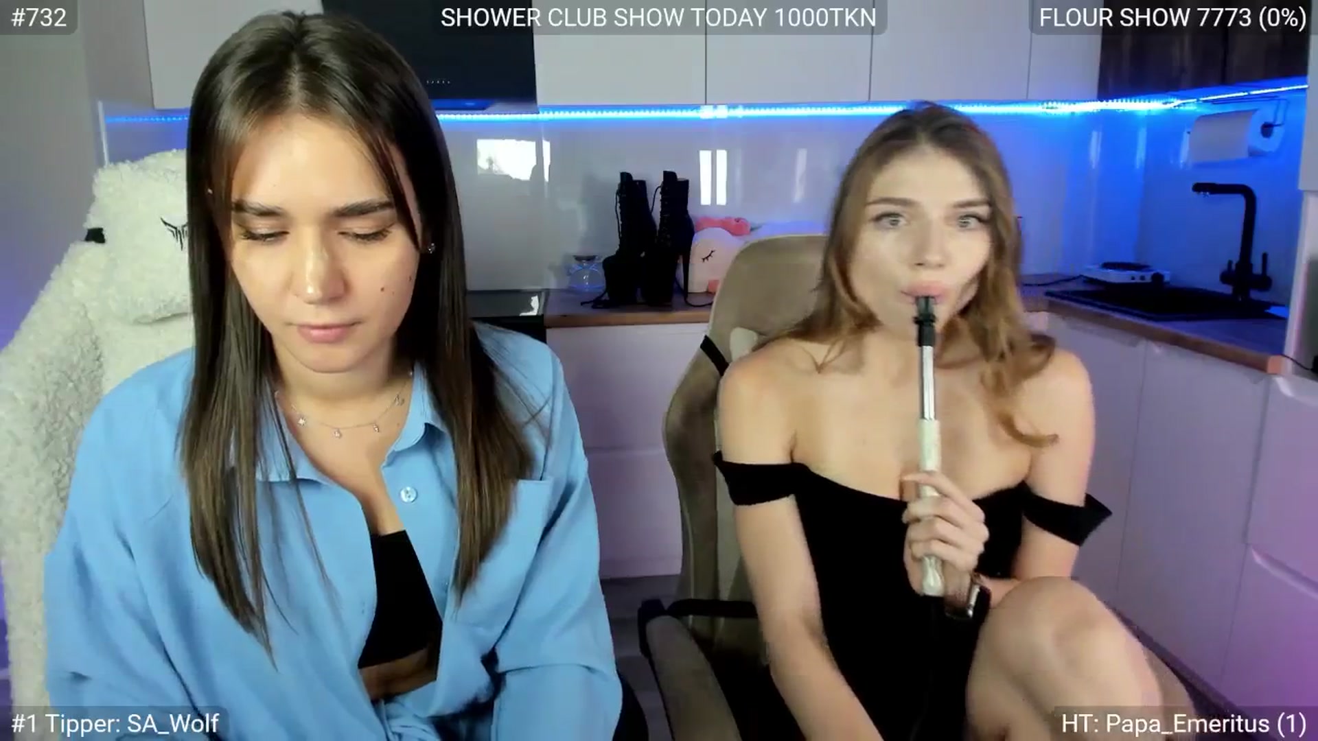 Gallery image thumbnail from Ellies_Smile's myfreecams stream on, 08/16/2024, 16:45 image 14 of 20