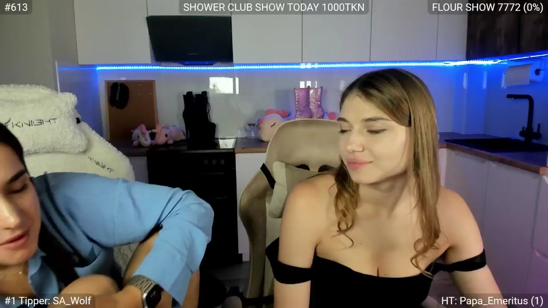 Gallery image thumbnail from Ellies_Smile's myfreecams stream on, 08/16/2024, 18:10 image 3 of 20