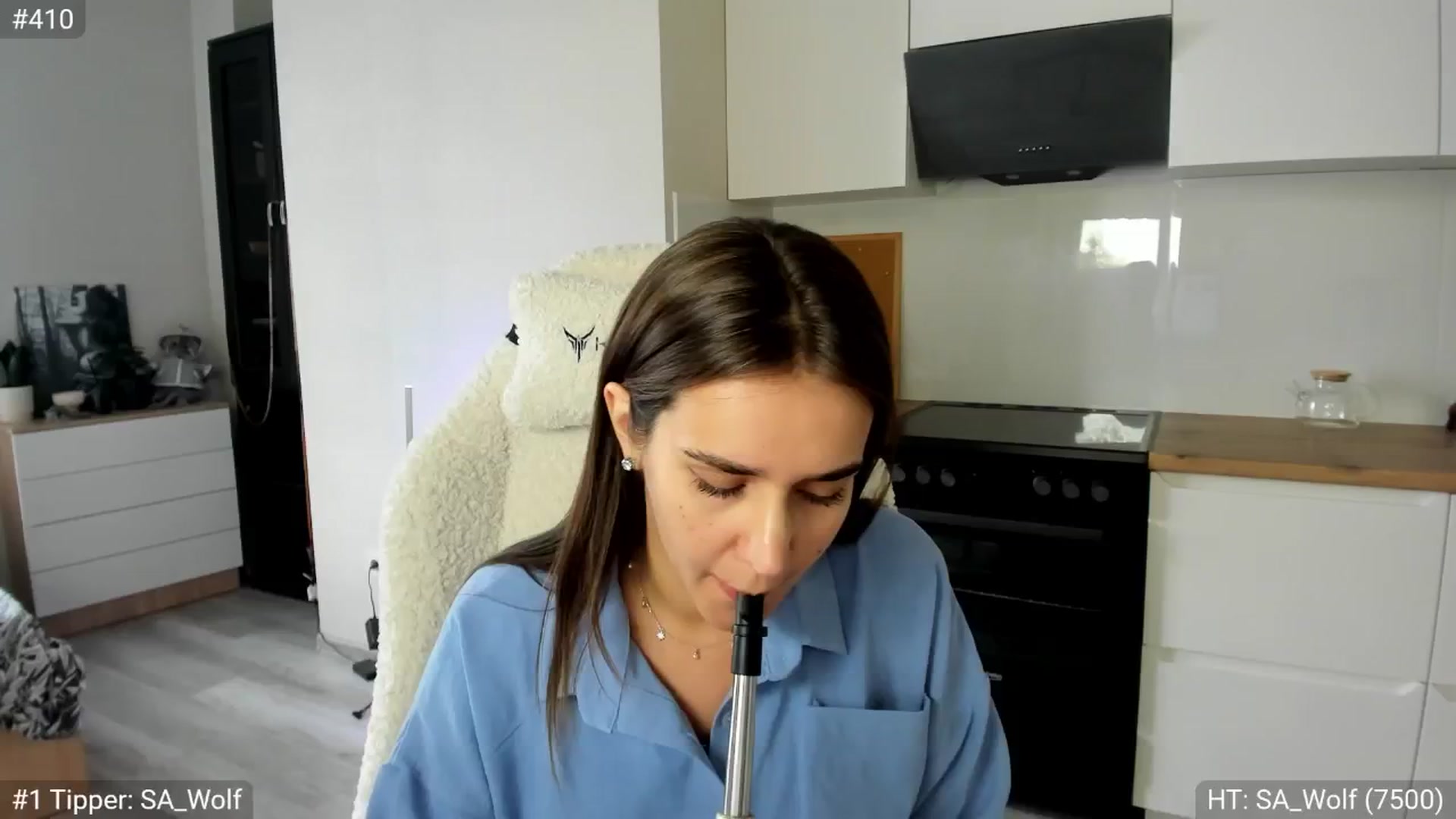 Gallery image thumbnail from Ellies_Smile's myfreecams stream on, 08/17/2024, 03:57 image 11 of 20