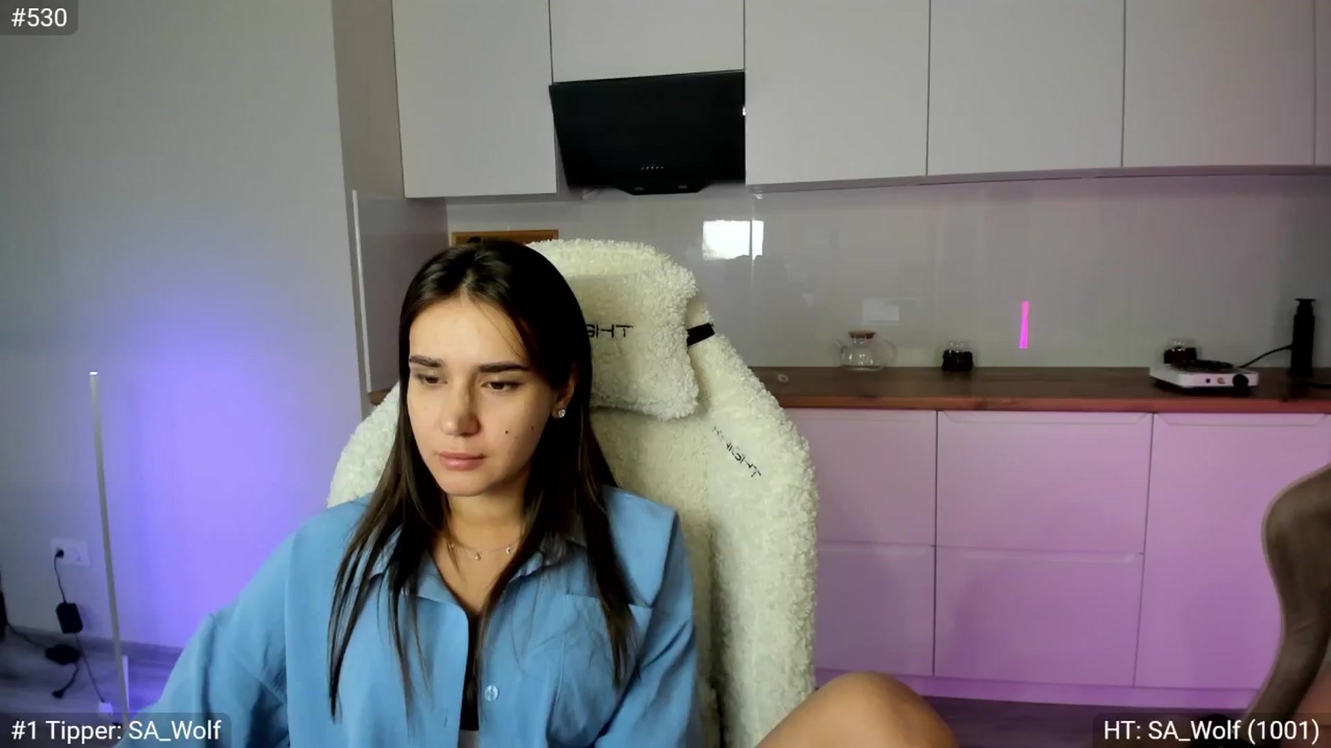 Gallery image thumbnail from Ellies_Smile's myfreecams stream on, 08/17/2024, 03:57 image 1 of 20