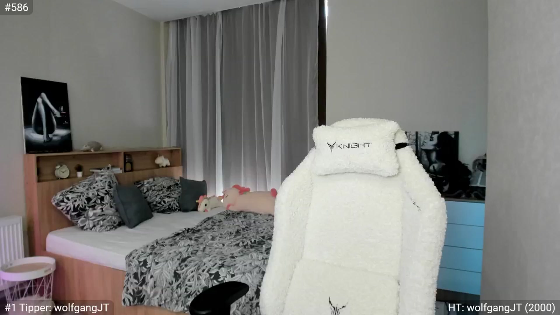 Gallery image thumbnail from Ellies_Smile's myfreecams stream on, 10/02/2024, 07:29 image 14 of 20
