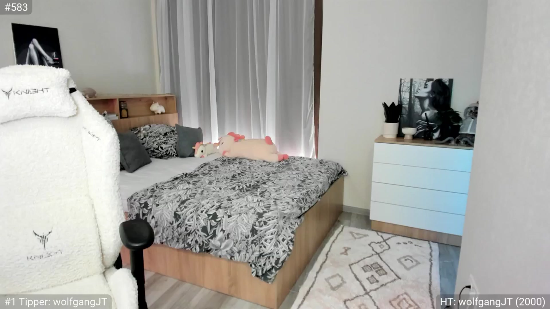 Gallery image thumbnail from Ellies_Smile's myfreecams stream on, 10/02/2024, 07:29 image 10 of 20