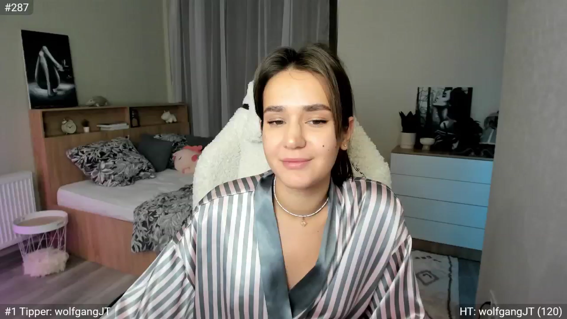 Gallery image thumbnail from Ellies_Smile's myfreecams stream on, 10/02/2024, 10:05 image 4 of 20