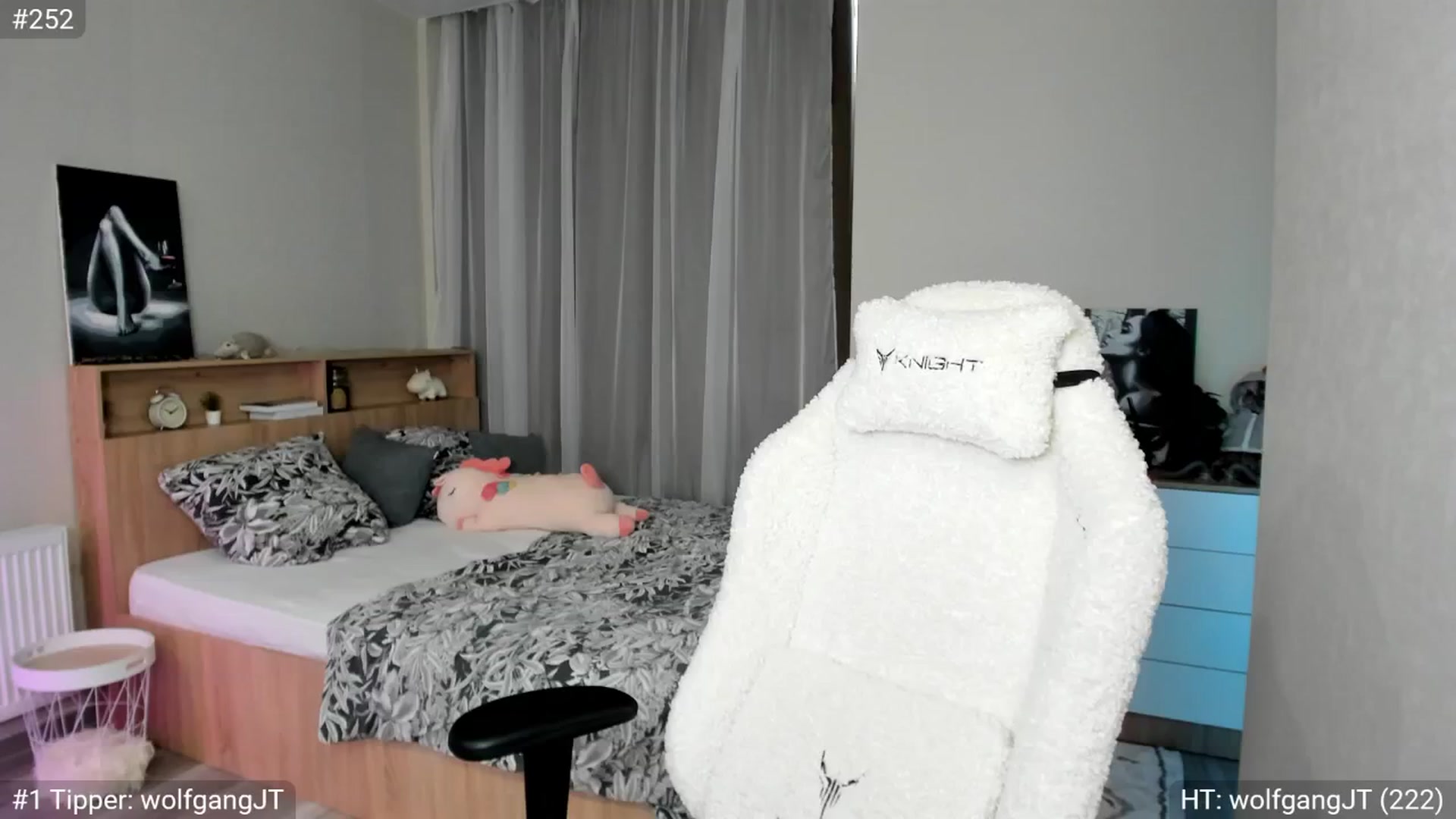 Gallery image thumbnail from Ellies_Smile's myfreecams stream on, 10/02/2024, 10:05 image 19 of 20
