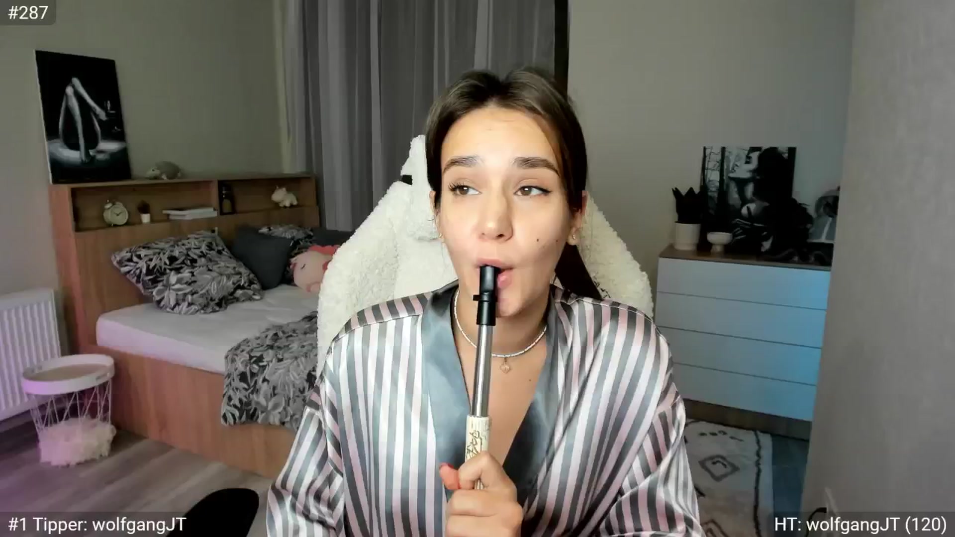 Gallery image thumbnail from Ellies_Smile's myfreecams stream on, 10/02/2024, 10:05 image 1 of 20