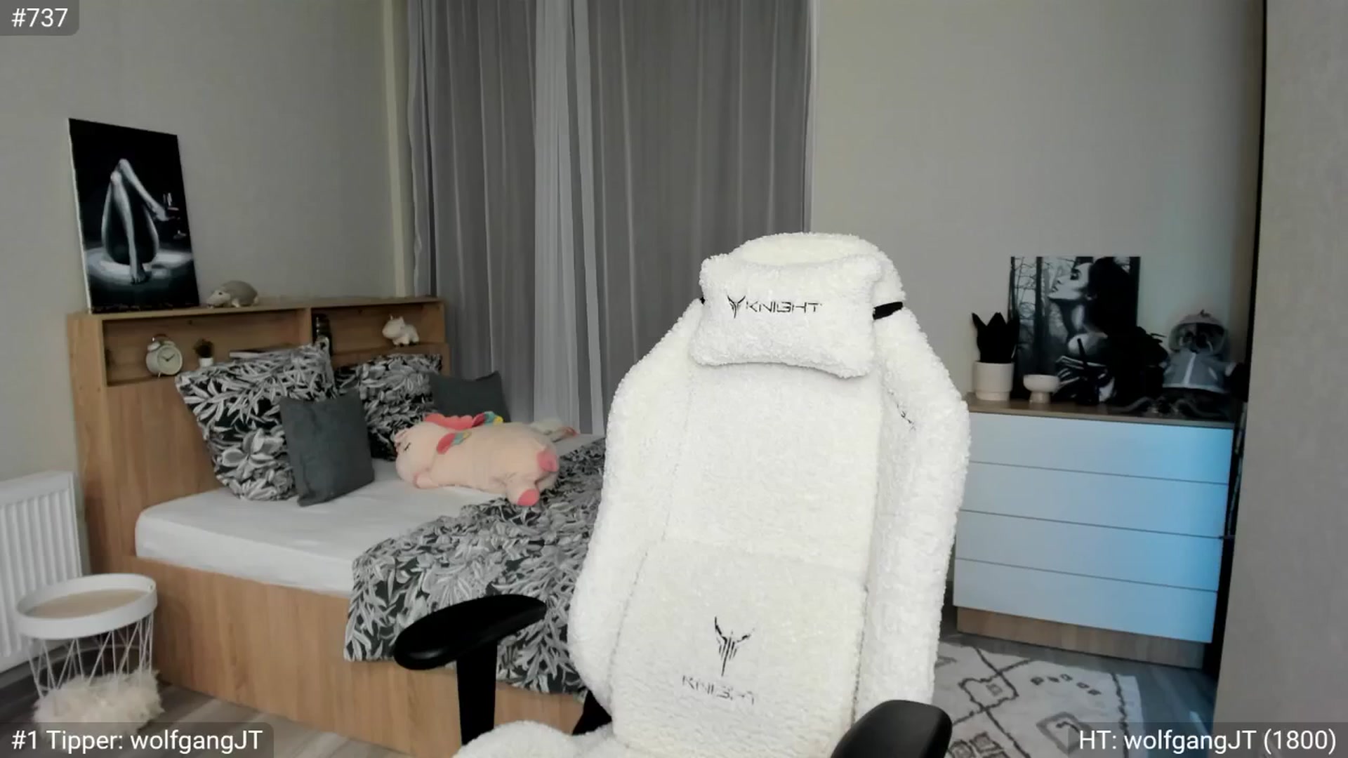 Gallery image thumbnail from Ellies_Smile's myfreecams stream on, 10/05/2024, 09:14 image 18 of 20