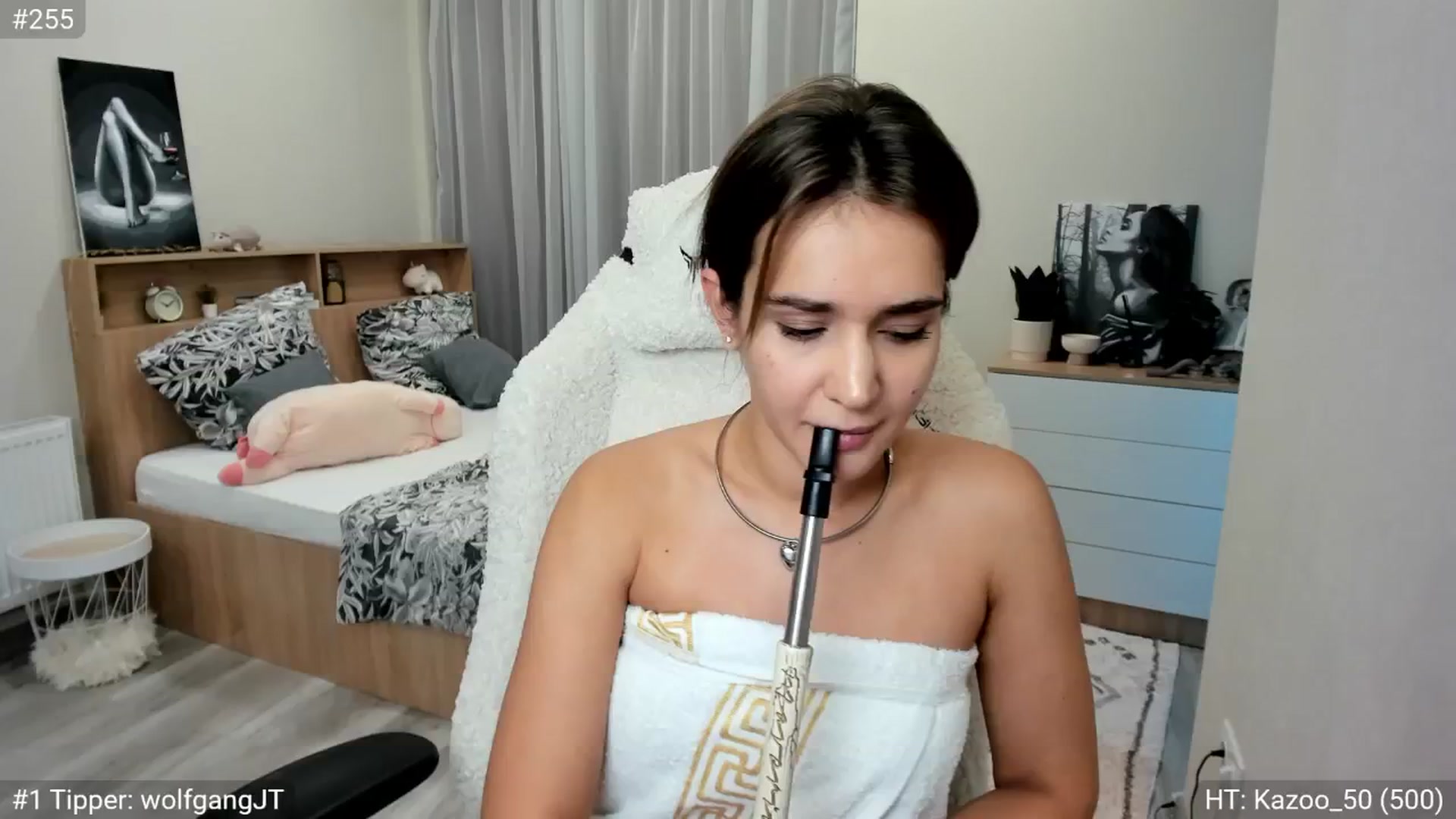 Gallery image thumbnail from Ellies_Smile's myfreecams stream on, 10/06/2024, 12:48 image 20 of 20