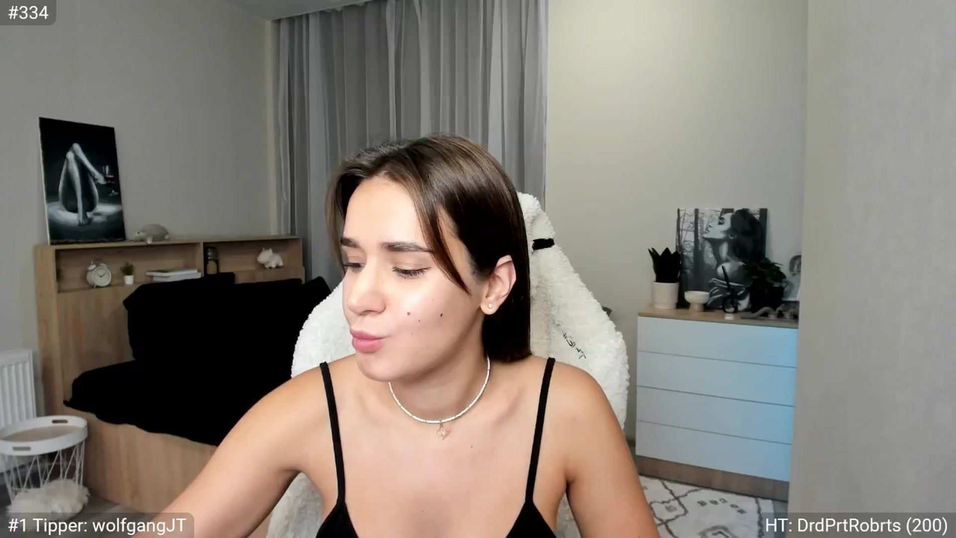Gallery image thumbnail from Ellies_Smile's myfreecams stream on, 10/10/2024, 09:49 image 14 of 20