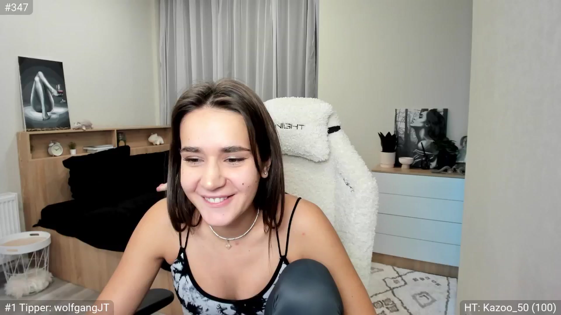 Gallery image thumbnail from Ellies_Smile's myfreecams stream on, 10/11/2024, 09:06 image 9 of 20