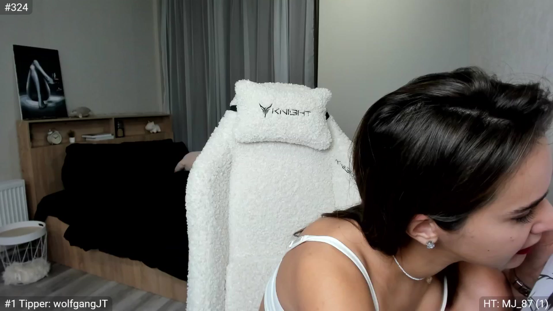 Gallery image thumbnail from Ellies_Smile's myfreecams stream on, 10/15/2024, 11:47 image 15 of 20