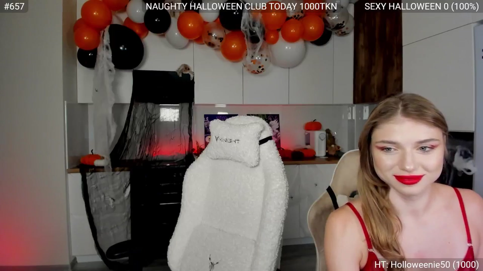 Gallery image thumbnail from Ellies_Smile's myfreecams stream on, 10/31/2024, 21:05 image 18 of 20