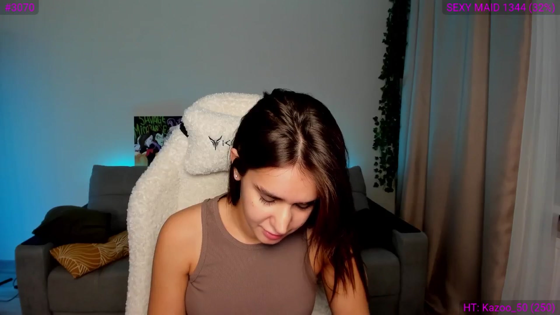 Gallery image thumbnail from Ellies_Smile's myfreecams stream on, 11/13/2024, 20:17 image 17 of 20
