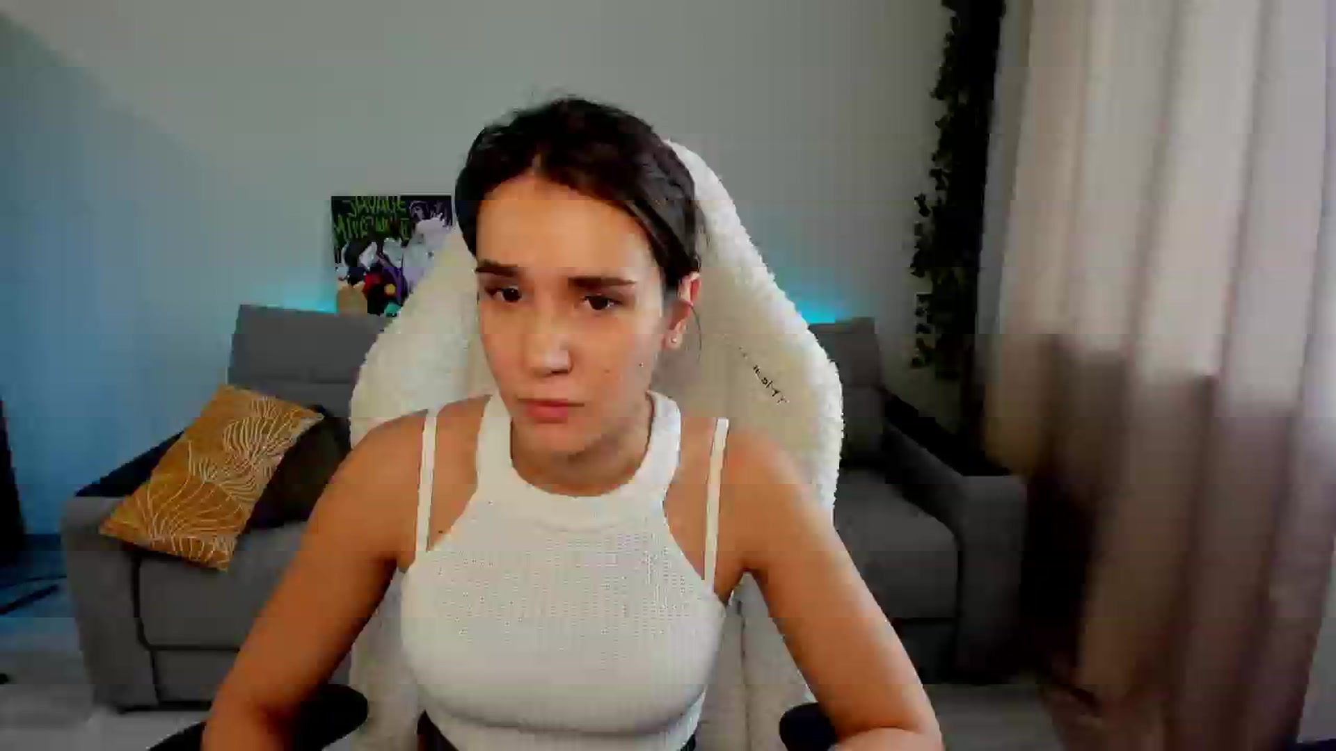 Gallery image thumbnail from Ellies_Smile's myfreecams stream on, 11/16/2024, 10:56 image 3 of 20