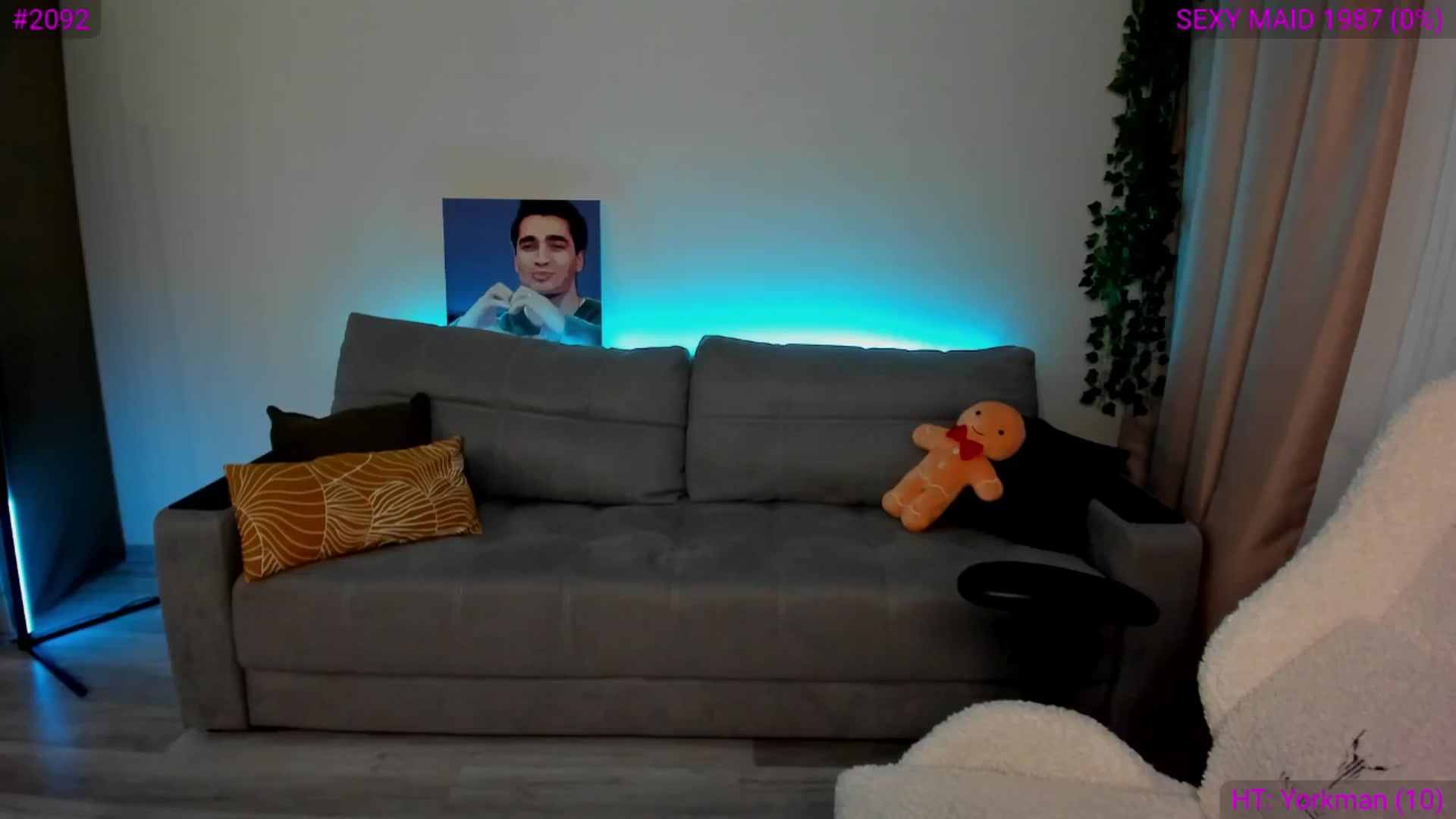 Gallery image thumbnail from Ellies_Smile's myfreecams stream on, 11/22/2024, 17:13 image 8 of 20