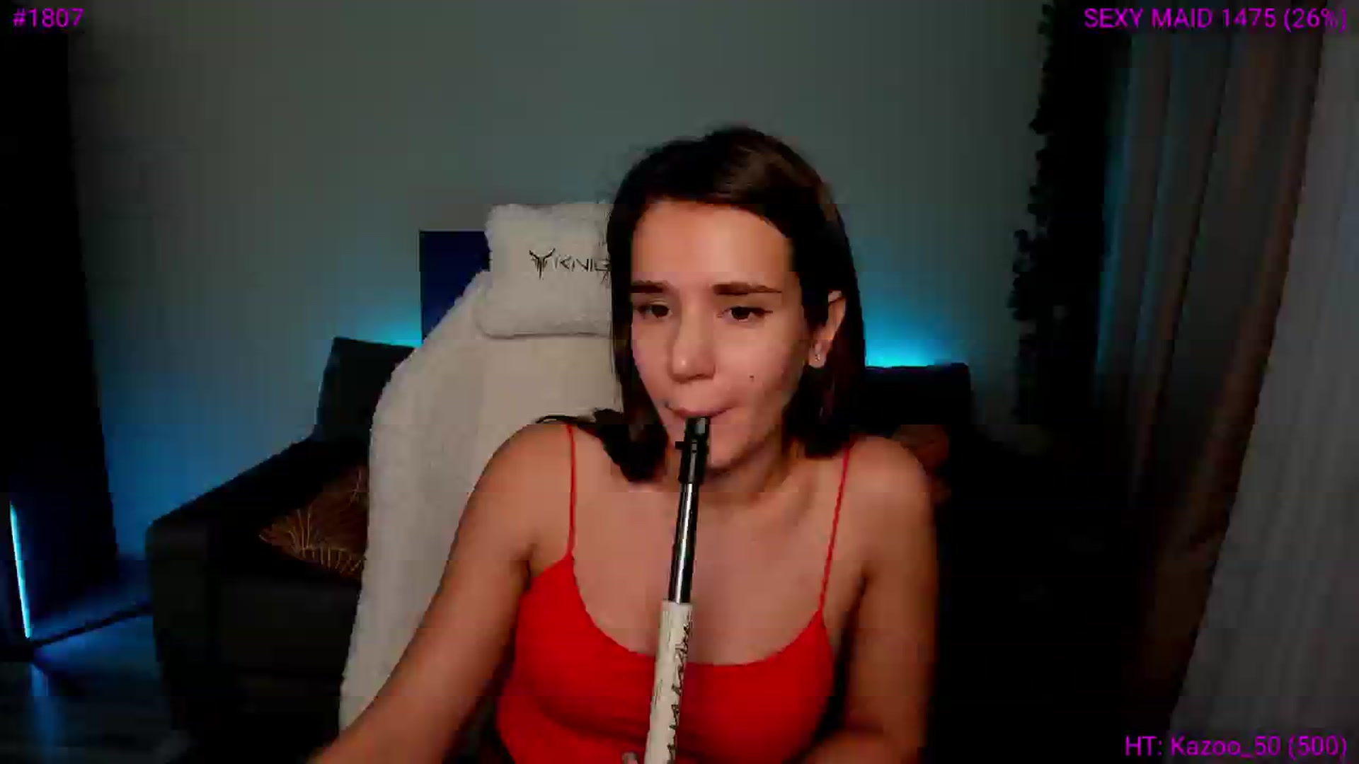 Gallery image thumbnail from Ellies_Smile's myfreecams stream on, 11/22/2024, 18:35 image 4 of 20